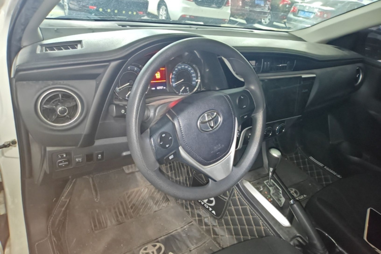 Toyota Corolla 2018 car image #10
