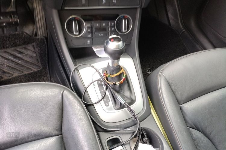 Audi Q3 2017 #16 Audi Q3 2017 car image #16