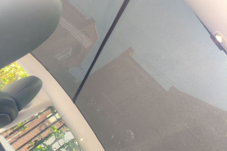 Tesla Model Y 2023 car image #20