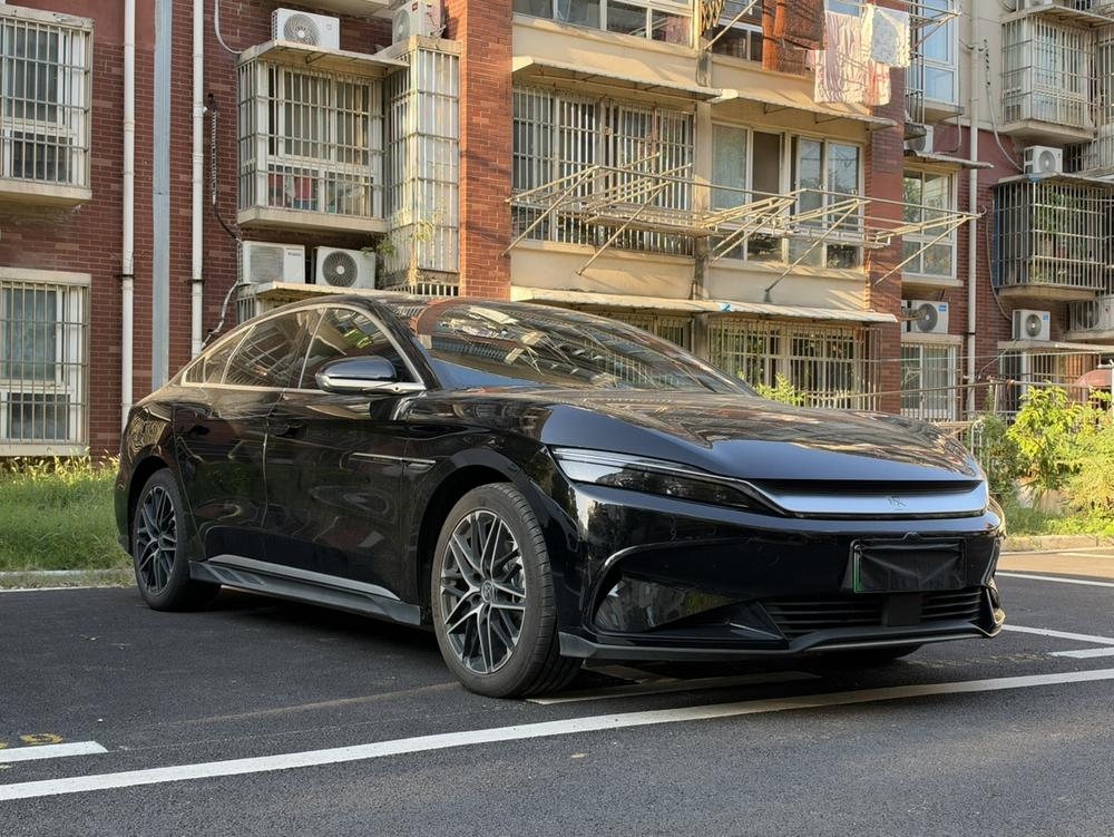 BYD Han 2025 imagen de coche #3