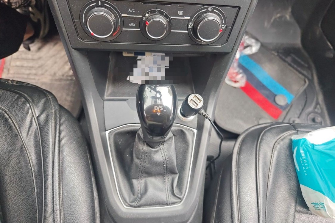 Volkswagen Tacqua 2020 #27 Volkswagen Tacqua 2020 صورة سيارة #27