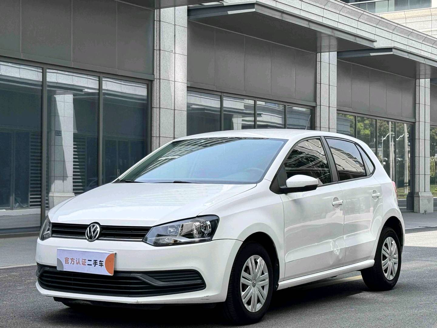 Volkswagen Polo 2018 Volkswagen Polo 2018 car image