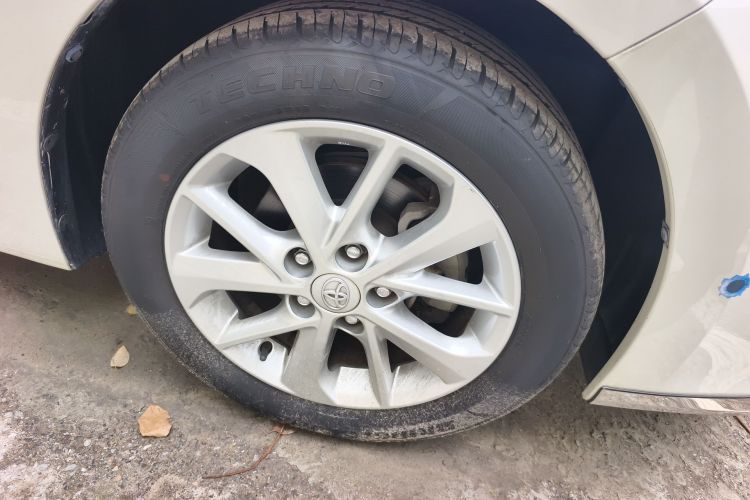 Toyota Corolla 2017 immagine di auto #6