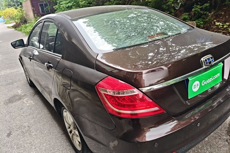 GEELY Emgrand 2015 car image #5