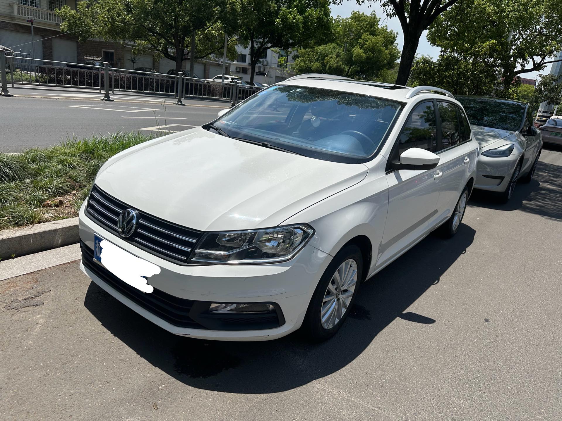 Volkswagen Santana 2019 car image 