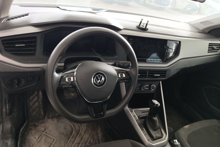 Volkswagen Polo 2023 car image #10