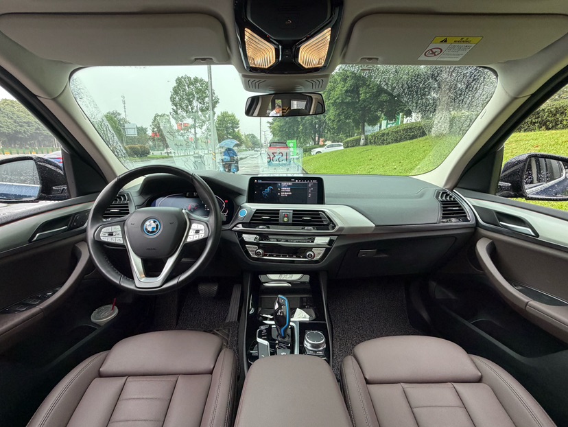 BMW iX3 2021 #5 BMW iX3 2021 car image #5