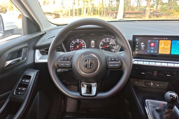 MG 5 2024 car image #11