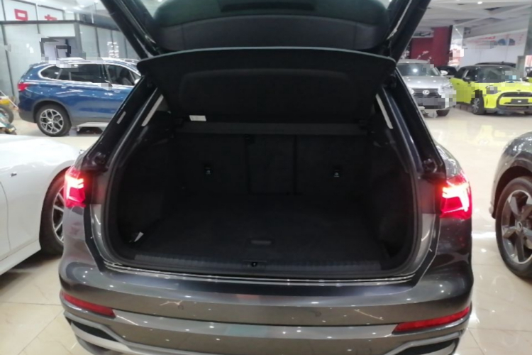 Audi Q3 2022 #19 Audi Q3 2022 car image #19