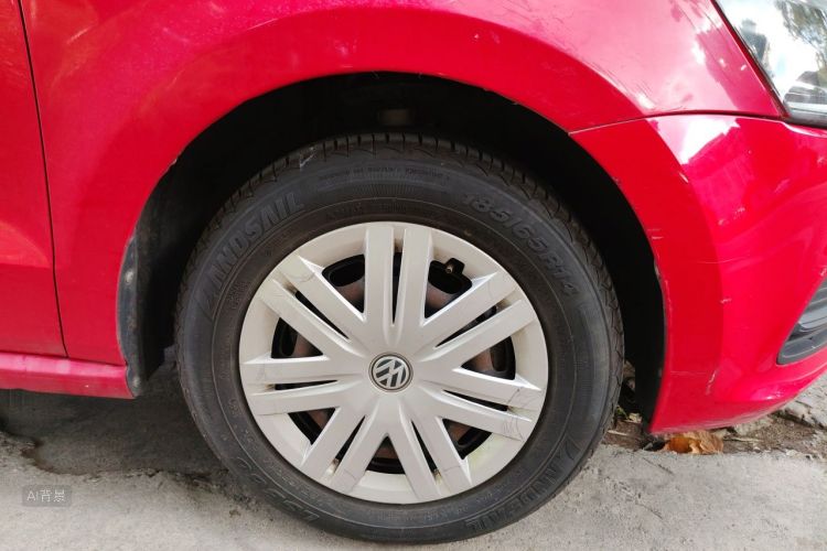 Volkswagen Polo 2018 car image #10