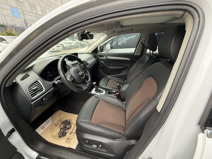 Audi Q3 2019 #4 Audi Q3 2019 car image #4
