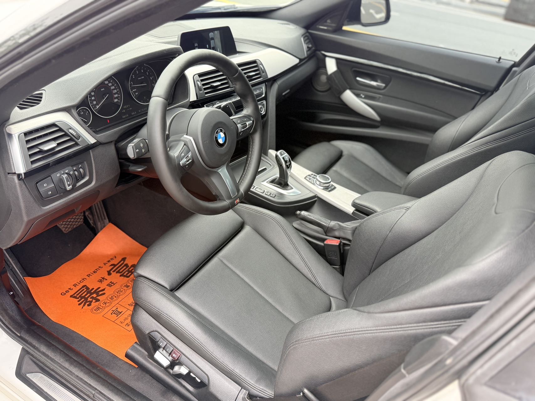 BMW 3 Series GT 2018 #6 BMW 3 Series GT 2018 изображение автомобиля #6