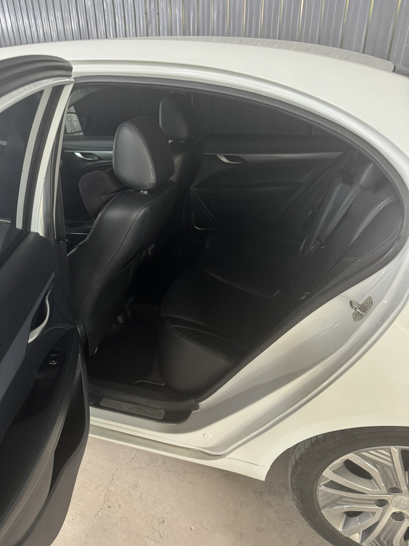 GEELY Emgrand New Energy 2018 car image #5