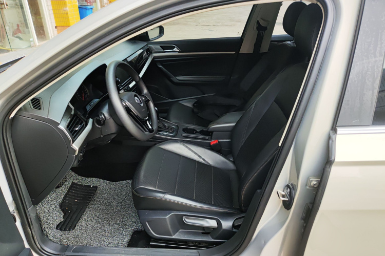 Volkswagen Lavida 2019 #15 Volkswagen Lavida 2019 car image #15
