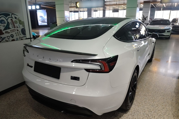Tesla Model 3 2025 #7 Tesla Model 3 2025 car image #7