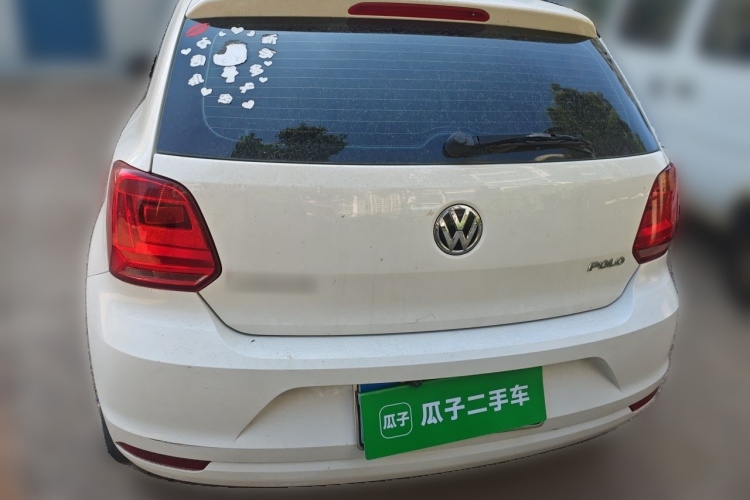 Volkswagen Polo 2016 car image #4