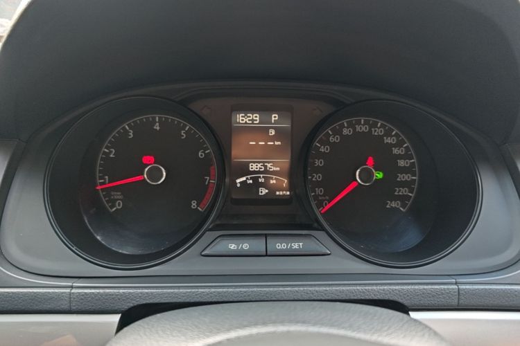 Volkswagen Lavida 2019 #12 Volkswagen Lavida 2019 car image #12