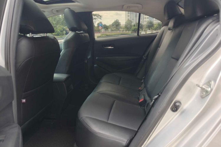 Toyota Corolla 2021 car image #16