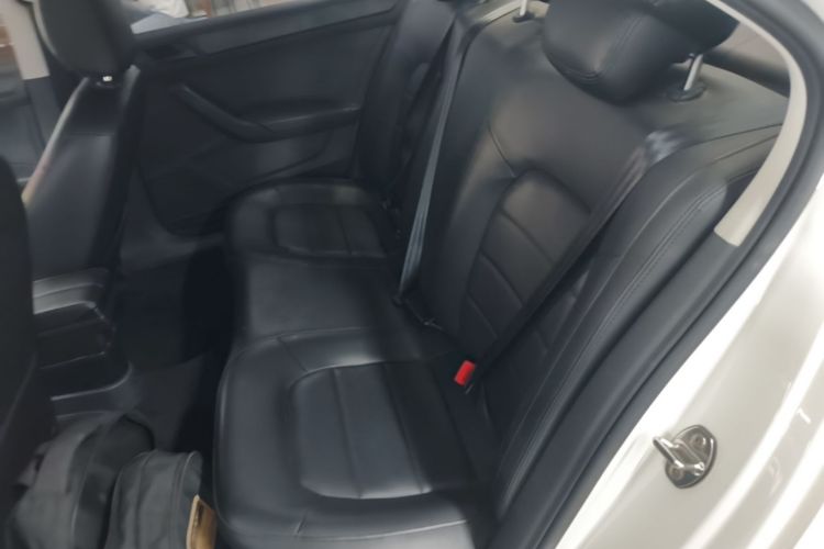 Volkswagen Santana 2019 #17 Volkswagen Santana 2019 car image #17