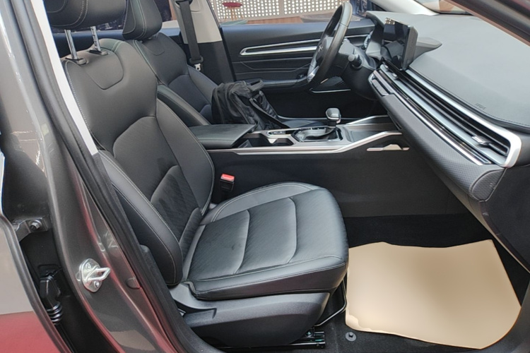 GEELY Emgrand 2022 #24 GEELY Emgrand 2022 car image #24