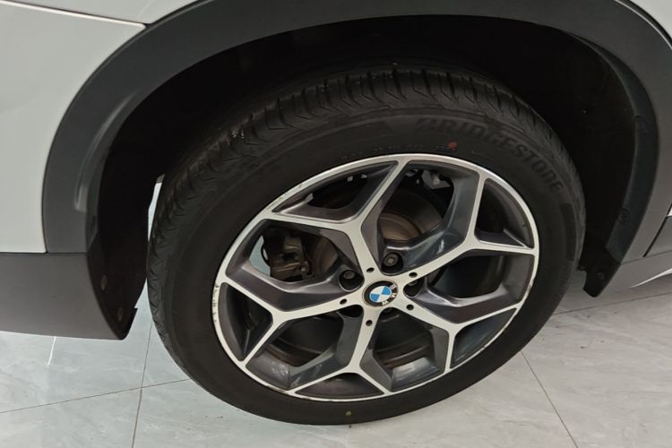 BMW X1 2018 #10 BMW X1 2018 car image #10