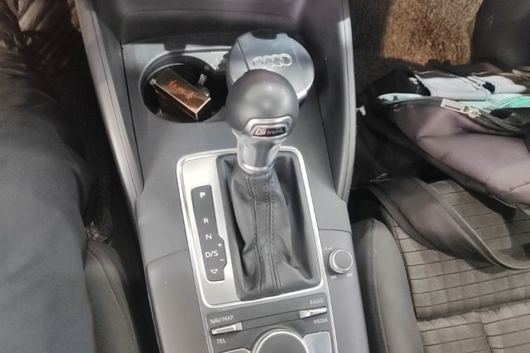 Audi A3 2019 car image #14
