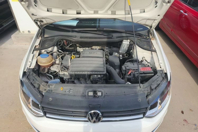 Volkswagen Polo 2019 car image #20