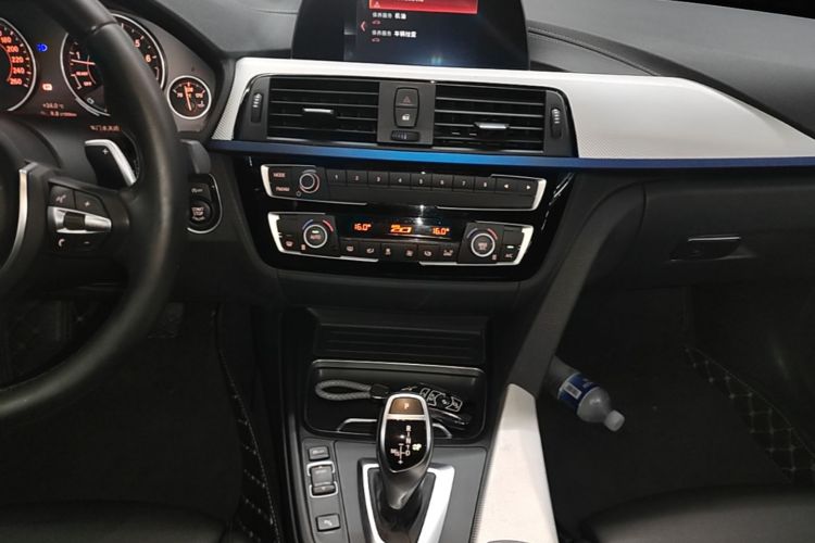 BMW 3 Series GT 2019 #13 BMW 3 Series GT 2019 car image #13