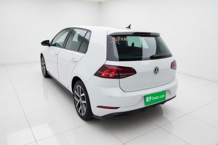 Volkswagen Golf 2019 #4 Volkswagen Golf 2019 car image #4