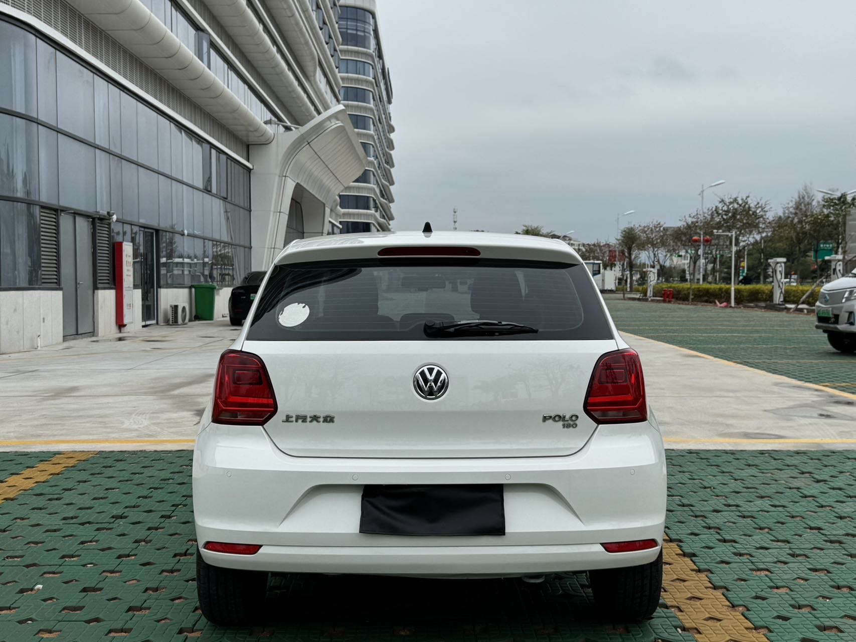 Volkswagen Polo 2018 car image #5