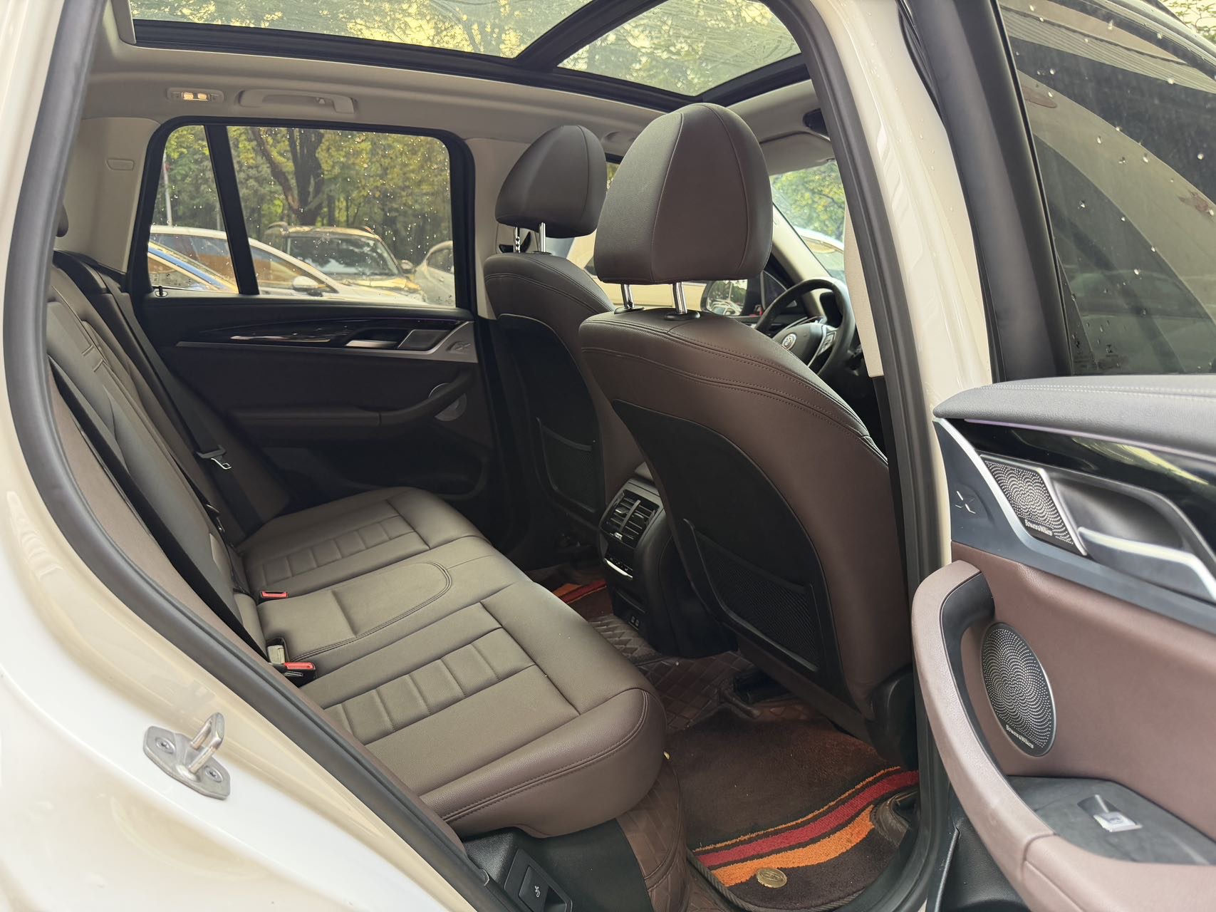 BMW iX3 2021 изображение автомобиля #9