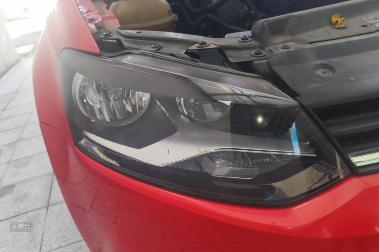 Volkswagen Polo 2017 car image #8