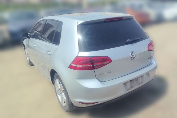 Volkswagen Golf 2015 car image #5