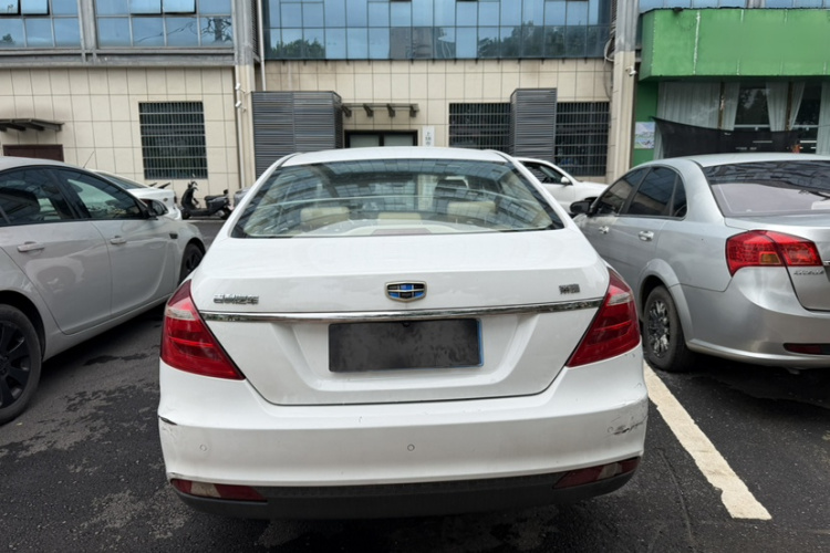GEELY Emgrand 2017 #9 GEELY Emgrand 2017 car image #9