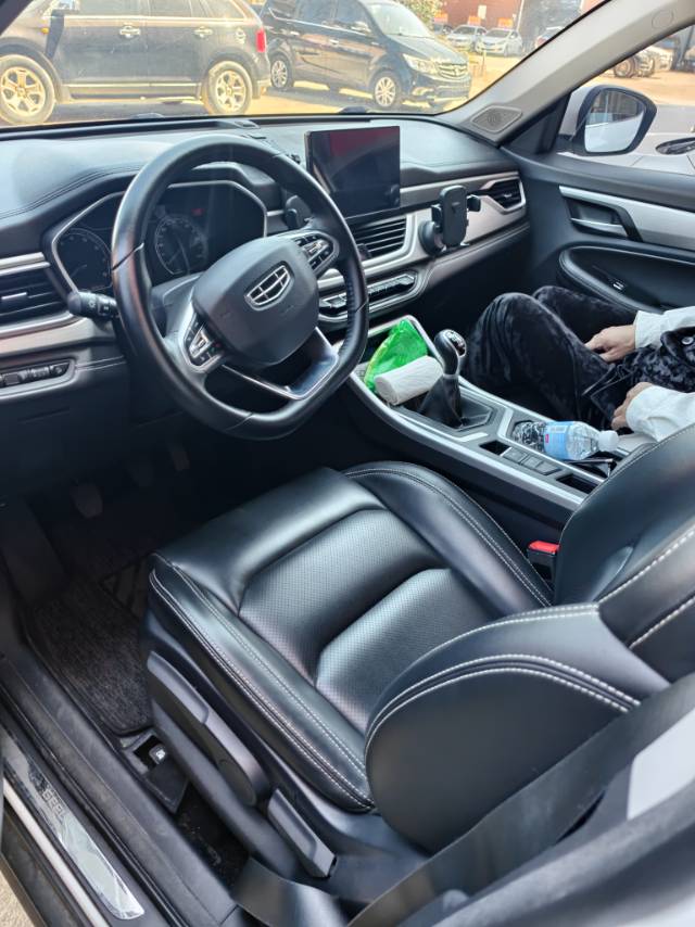 GEELY Vision X6 2019 #5 GEELY Vision X6 2019 car image #5