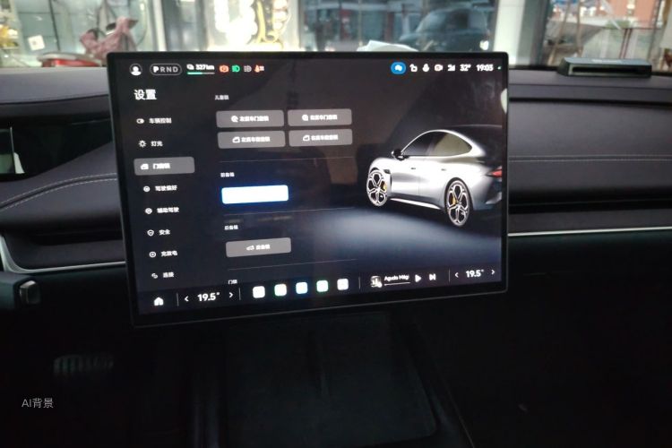 MI SU7 2025 car image #15