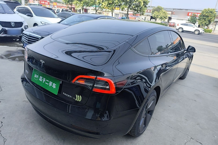 Tesla Model 3 2022 car image #7