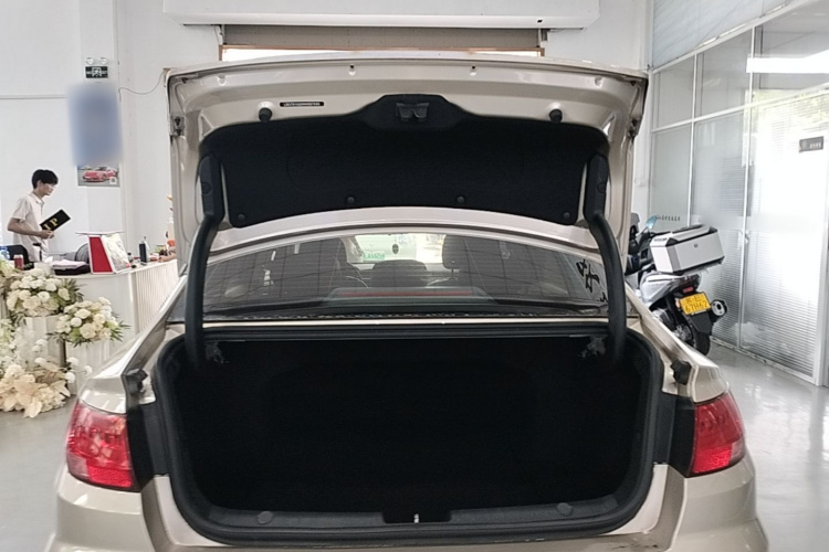 GEELY Emgrand GL 2017 car image #19