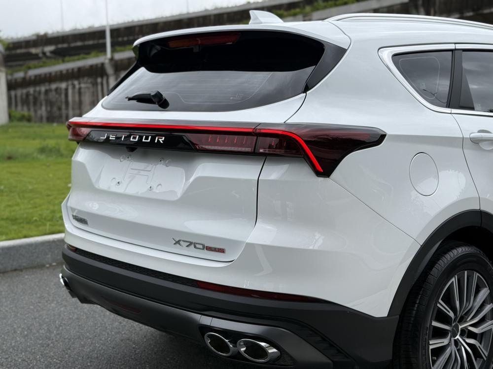 Jetour X70 PLUS 2025 #8 Jetour X70 PLUS 2025 car image #8