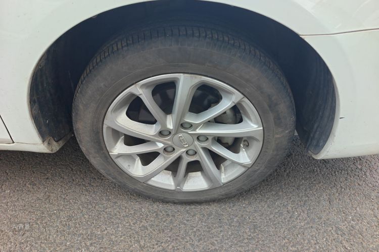 GEELY Emgrand 2021 imagem de carro #9