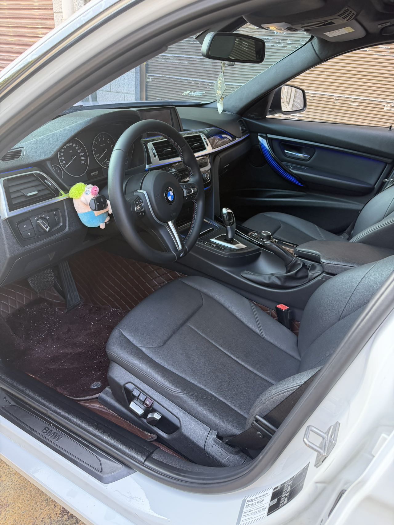BMW 3 Series 2017 #4 BMW 3 Series 2017 car image #4