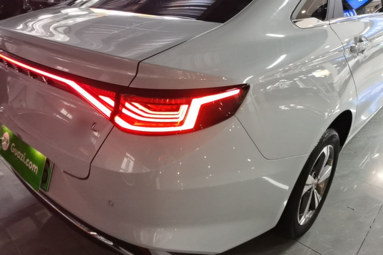 GEELY Emgrand L HiP 2024 صورة سيارة #8