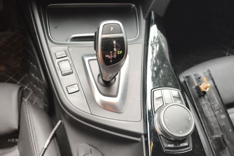 BMW 3 Series 2019 #16 BMW 3 Series 2019 car image #16