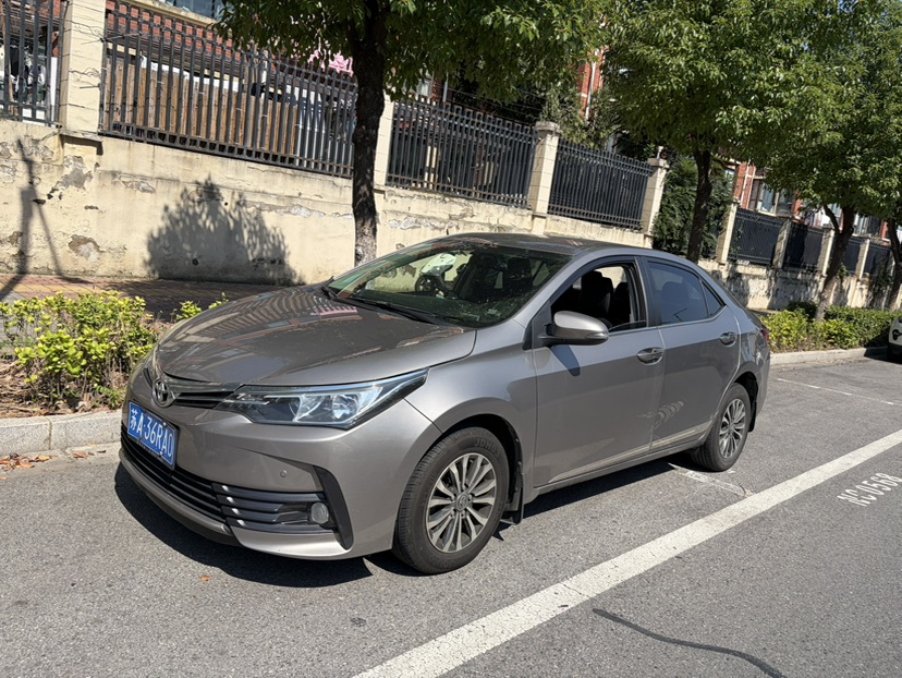 Toyota Corolla 2017 Toyota Corolla 2017 car image