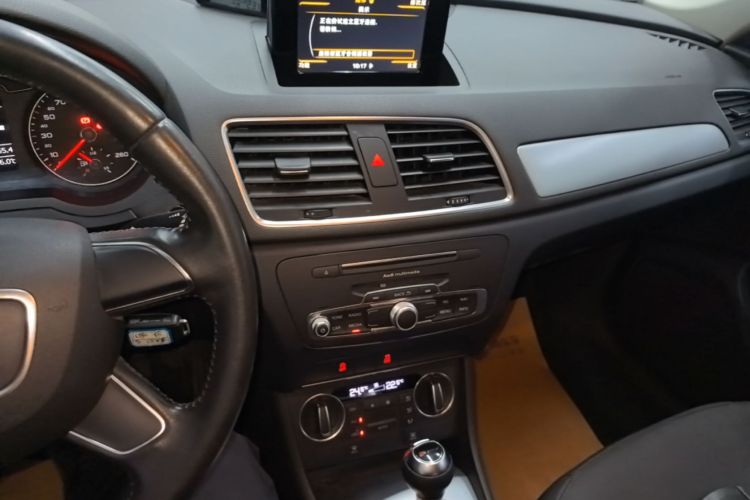 Audi Q3 2016 #13 Audi Q3 2016 car image #13