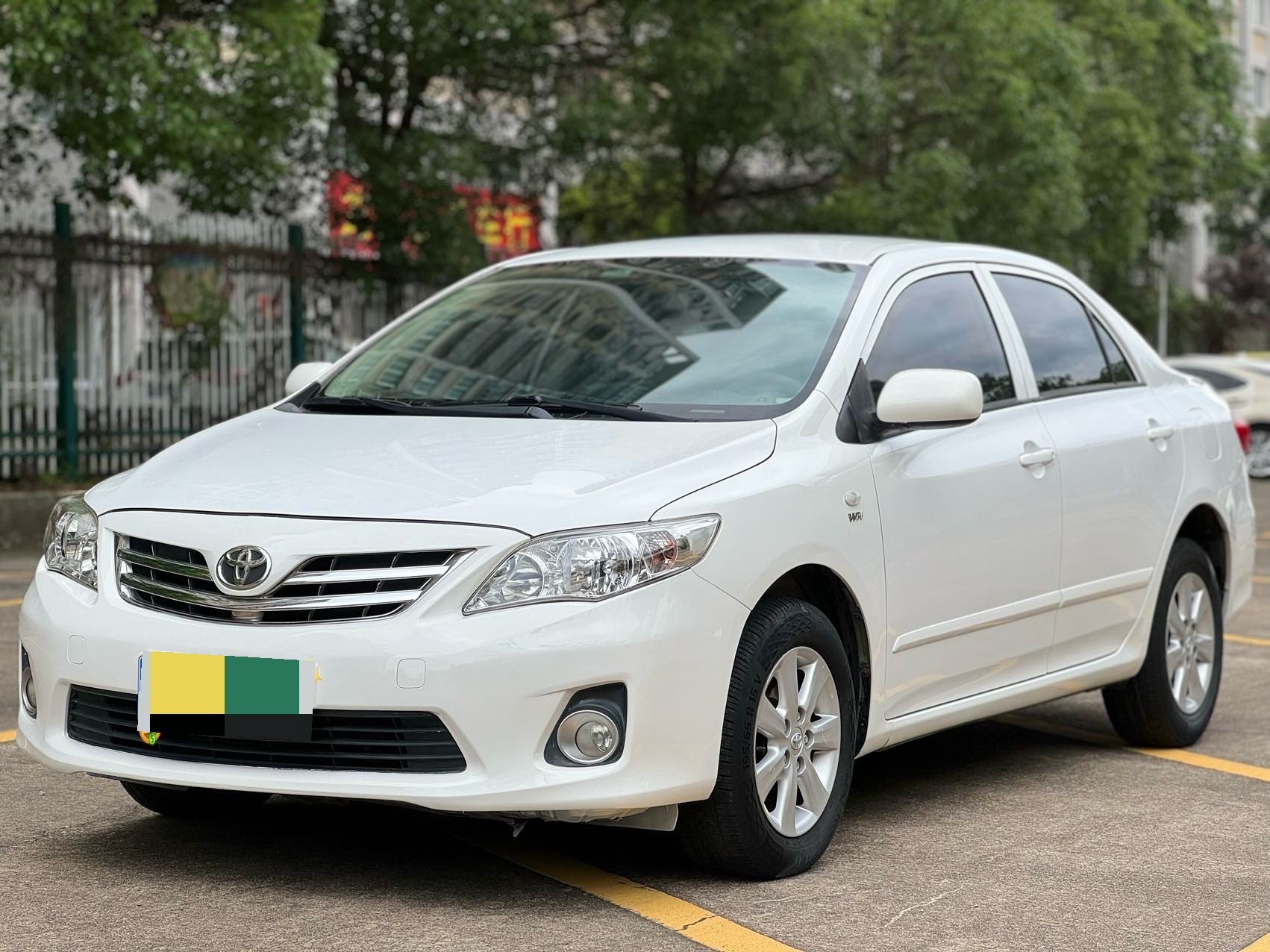 Toyota Corolla 2010 Toyota Corolla 2010 car image