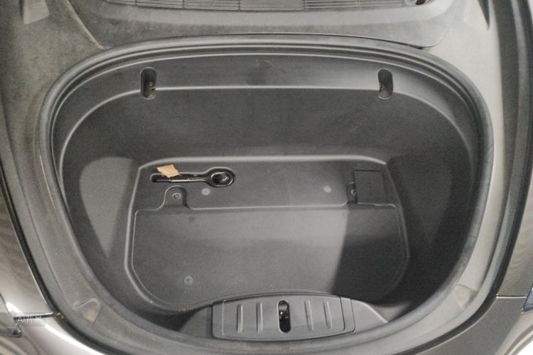 Tesla Model 3 2020 car image #22