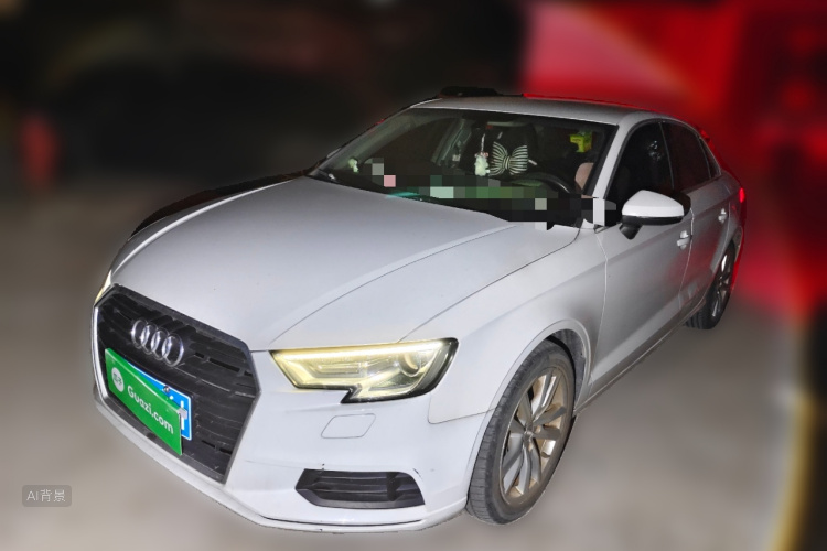 Audi A3 2018 car image #2