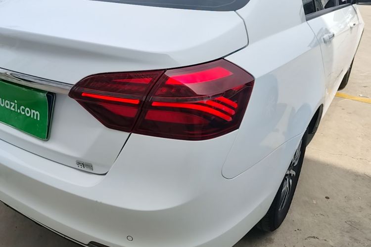 GEELY Emgrand 2020 car image #8