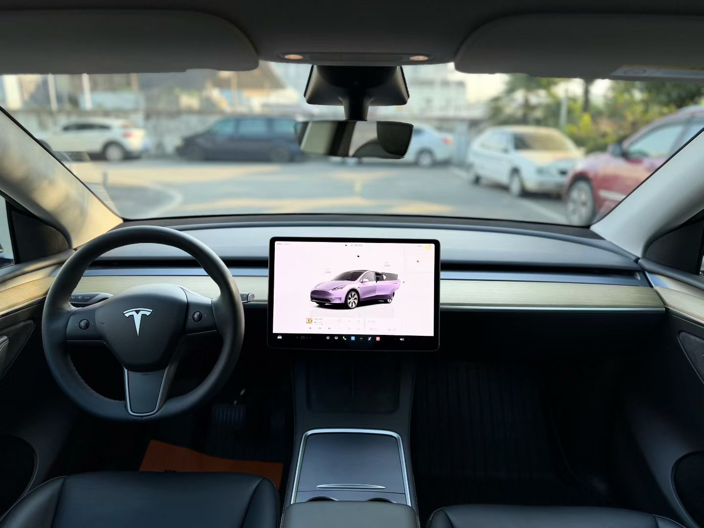 Tesla Model Y 2023 #4 Tesla Model Y 2023 car image #4